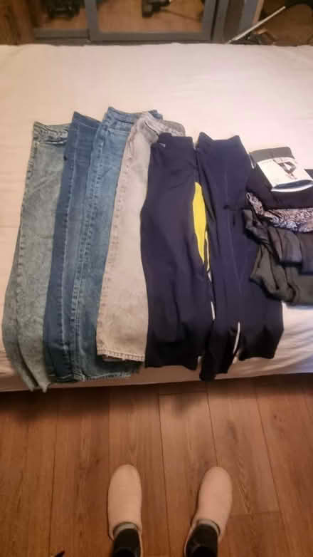 Photo of free Size 14 ladies jeans and legging (Baillieston, Glasgow G69) #1