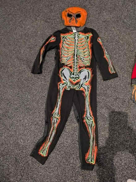 Photo of free Skeleton/Halloween age 7-8 (Purley CR2) #1