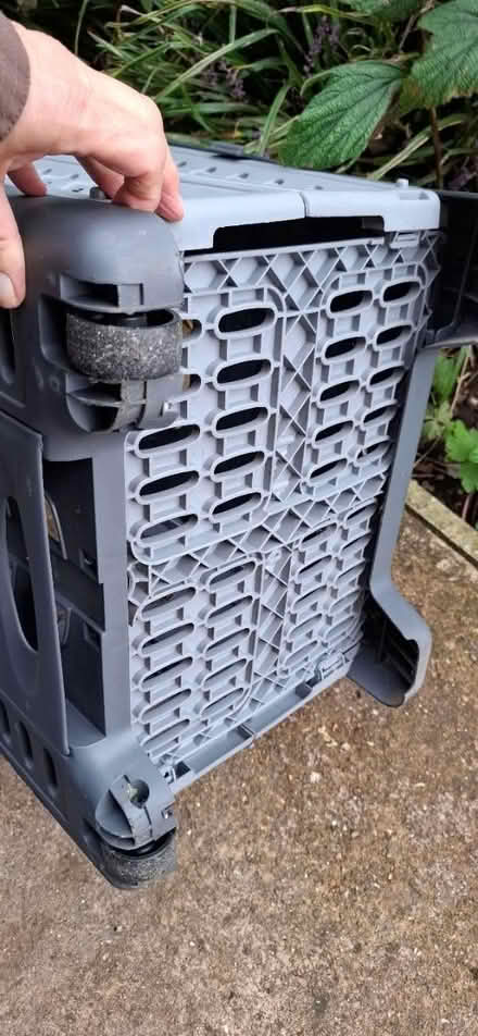 Photo of free Collapsible car crate (Malvern WR14) #4
