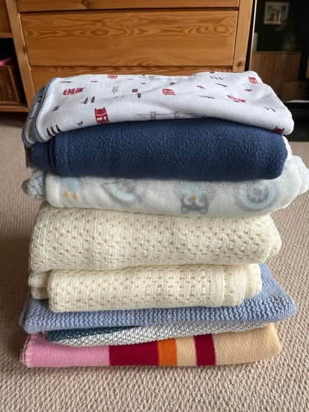 Photo of free Baby / toddler blankets (RH12) #1