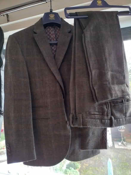Photo of free Brown 100% Wool Suit (Wellesbourne, CV35) #1