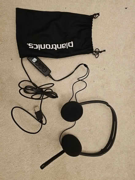 Photo of free Headset for laptop/desktop (NW6) #2