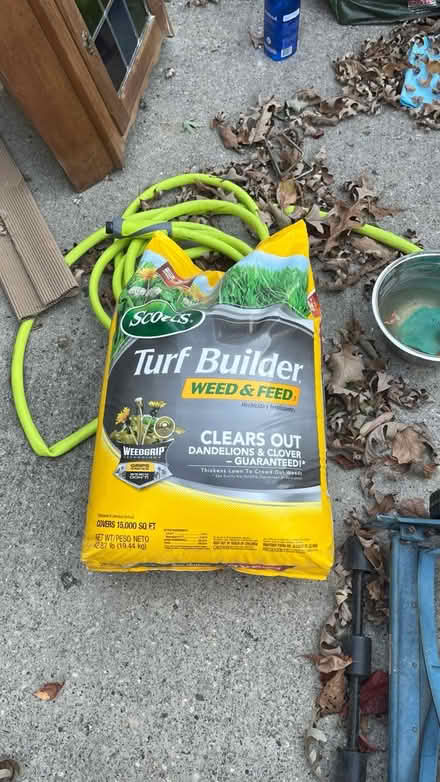 Photo of free Unopened turf builder & spreader (Edgebrook) #2