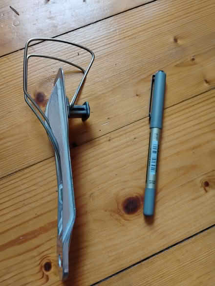 Photo of free Map holder for bicycle (Seafield EH7) #2