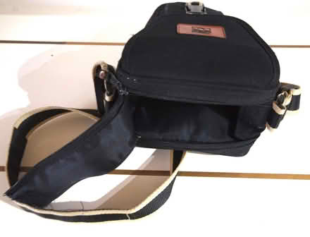 Photo of free camera case (Oakwood LS8) #2