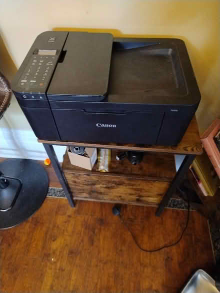 Photo of free Another canon (Eltham SE9) #1