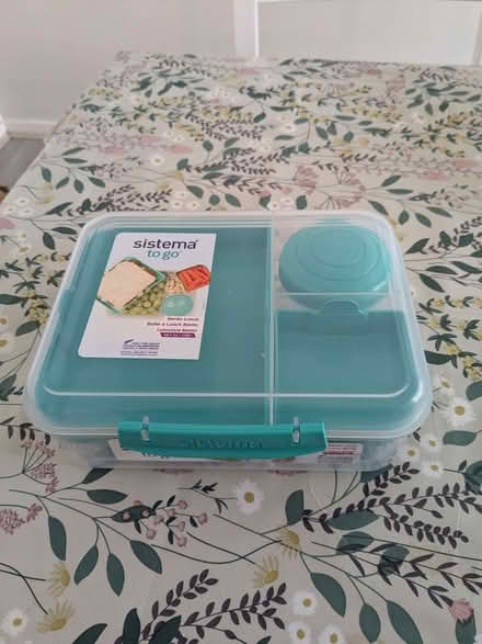 Photo of free Sistema lunchbox (Haslucks Green B90) #1