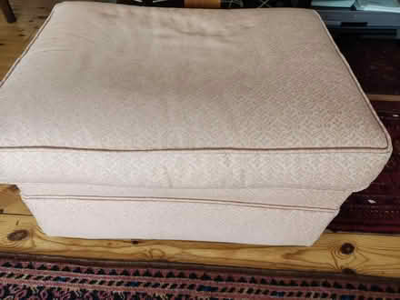 Photo of free 4 Piece Suite. Dusky peach fabric (The Folly BN7) #3