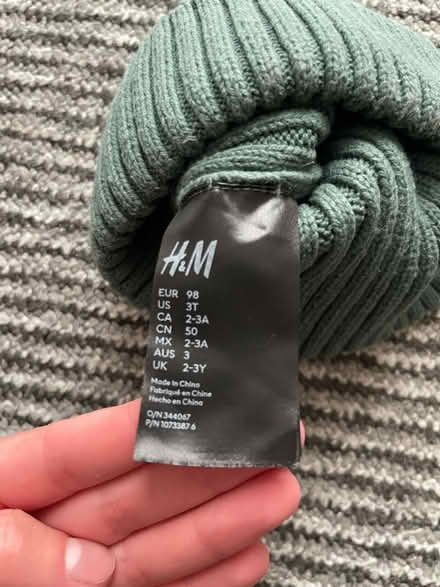Photo of free H&M hat (enfield EN1) #2