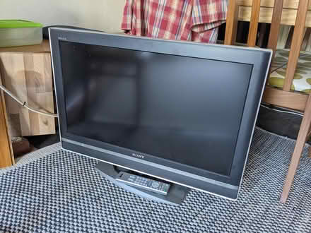 Photo of free Sony KDL-32V2000 television (GL51) #1