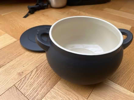 Photo of free Denby 2 litre casserole (Teddington TW11) #2