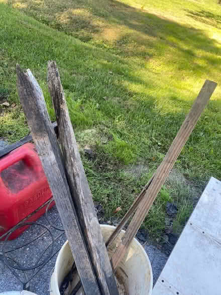 Photo of free Garden containers 21754 (Ijamsville 21754) #2