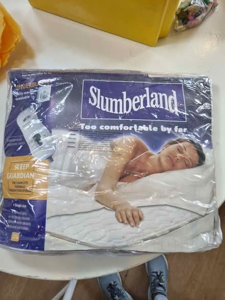Photo of free Slumberland heated underblanket (East Molesey KT8) #1
