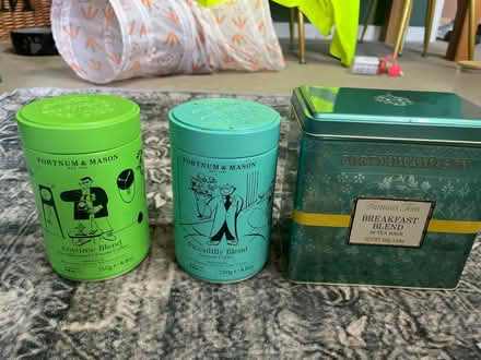 Photo of free Fortnum & mason tins (RG2 Shinfield) #1
