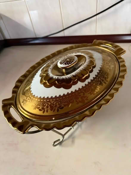 Photo of free Ceramic Dish with Food Warmer (W5) #1