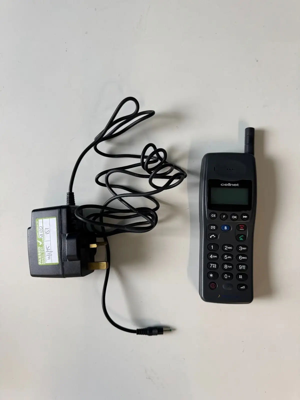Free: CellNet Alcatel 9109 HC400 Mobile phone & charger (Walton Manor ...