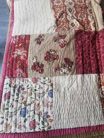 Photo of free Bedspread and blanket (Dublin 18) #1