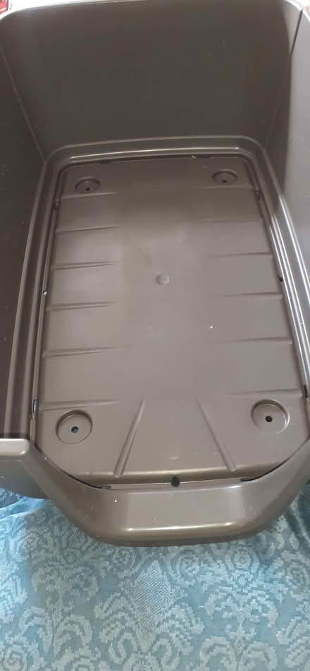 Photo of free Plastic pet shelter. (Kennington OX1) #1