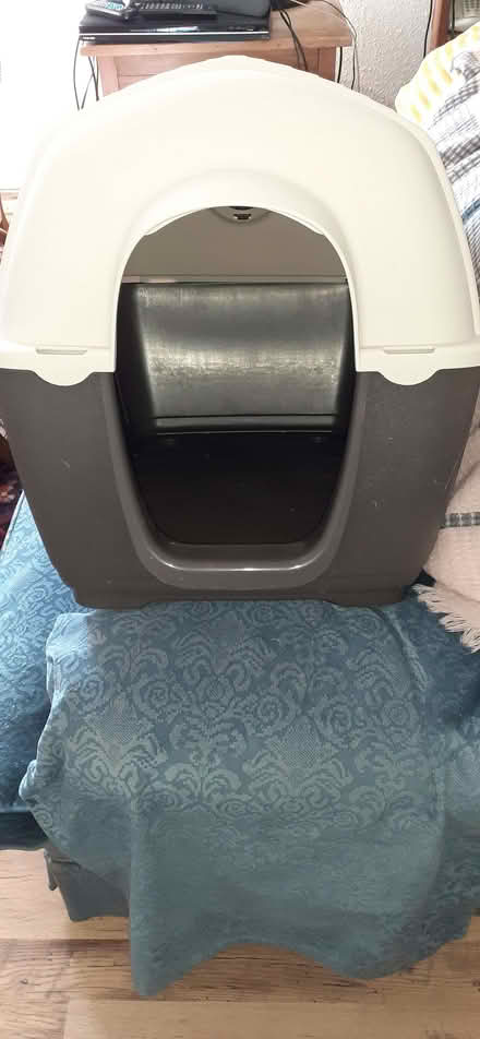 Photo of free Plastic pet shelter. (Kennington OX1) #2