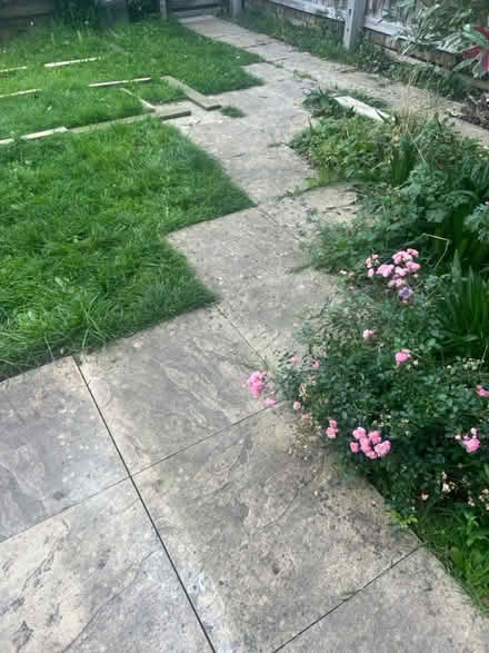 Photo of free Pavers (Fairfield Park (SG5)) #1