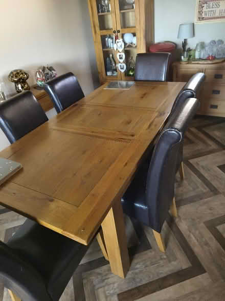Photo of free Oak table and 6 chairs (Brigg DN20) #1