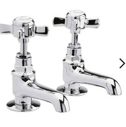 Photo of Old fashioned taps (Denton M34) #1
