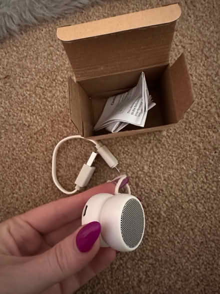 Photo of free Miniature Bluetooth speaker (RG30, Reading West) #2