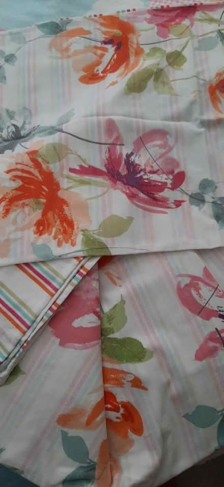 Photo of free King size Duvet & 2 pillowcases (IP3) #1