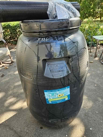 Photo of free Rain barrel (Mount Prospect) #1