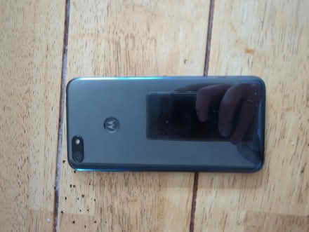 Photo of free Motorola G6 play mobile phone (Shippon OX13) #2