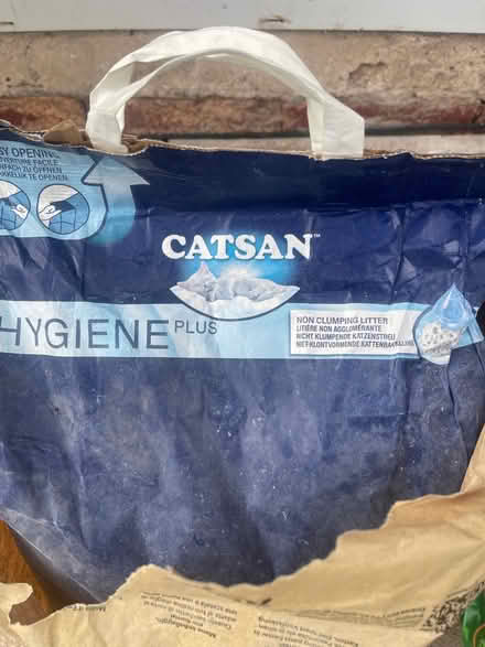 Photo of free Cat bedding (Weoley castle B29) #1