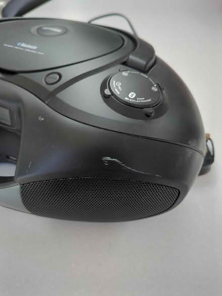 Photo of free Cd radio Bluetooth aux usb player (Norbiton KT3) #3