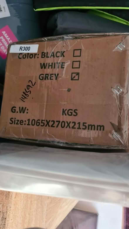 Photo of free Brand new electric adjustable desk (London SE17) #2