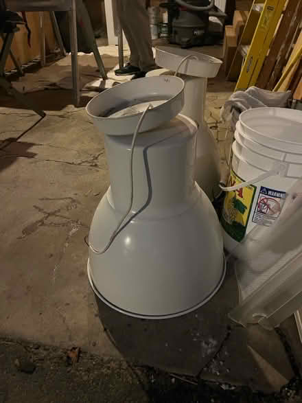 Photo of free overhead light fixture (Ridley Park) #1