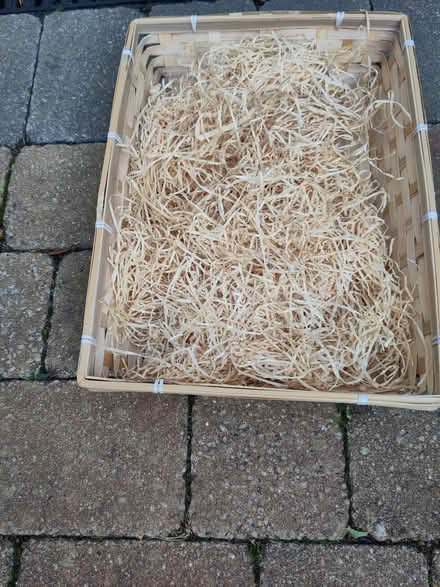 Photo of free Natural wood woven presentation basket. (Berkhamsted HP4) #2