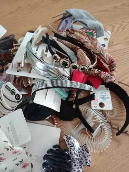 Photo of free Various Hair Accessories (L14 Dovecot) #2
