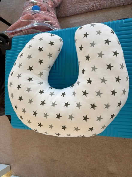 Photo of free Breast feeding pillow (Enfield EN3) #2