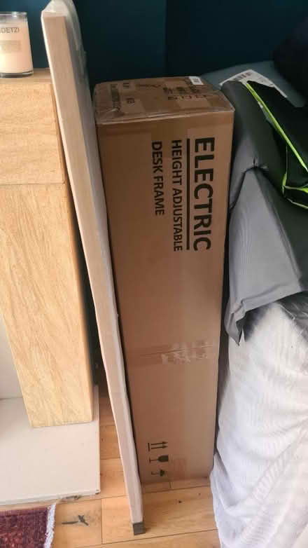 Photo of free Brand new electric adjustable desk (London SE17) #1