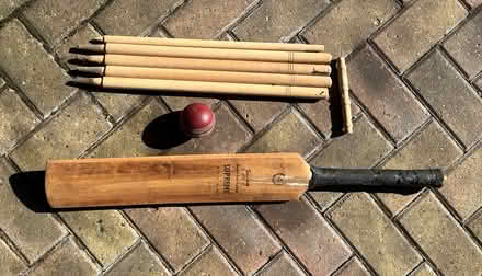 Photo of free Cricket set (Fords Farm RG31) #1