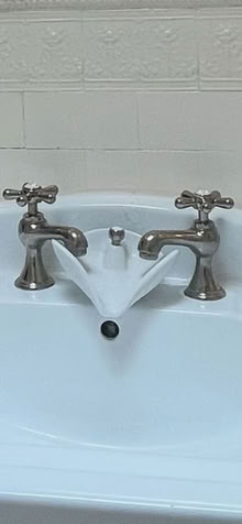 Photo of free vintage looking faucet (D St. and 6th St. NE) #1