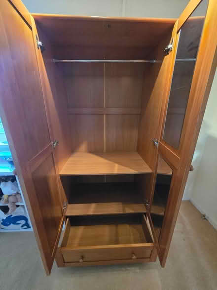 Photo of free wardrobe (SG8 (Melbourn)) #2