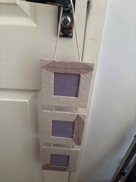 Photo of free Hanging photo frame (Lemsford AL8) #3