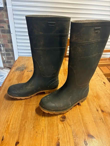 Photo of free 2 pairs of Wellies adult size 5 (Hemel Hempstead) #1
