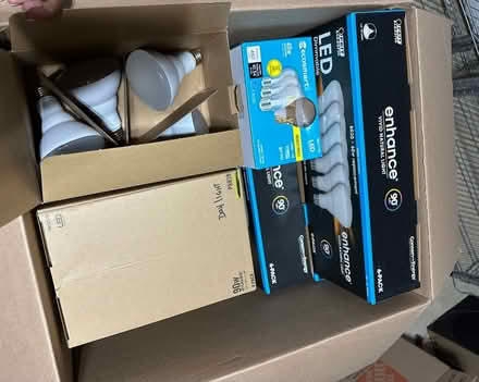 Photo of free Misc Recessed Lights (White plains) #3