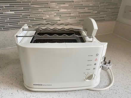 Photo of free Toaster (Cheshunt EN7) #2