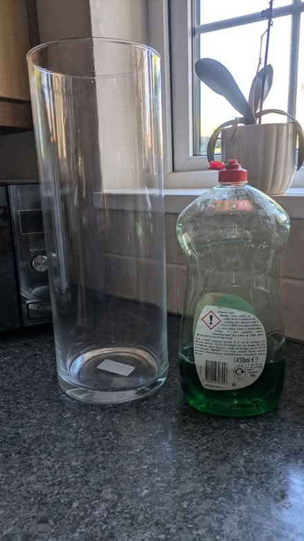 Photo of free Glass vase (Shillington) #2