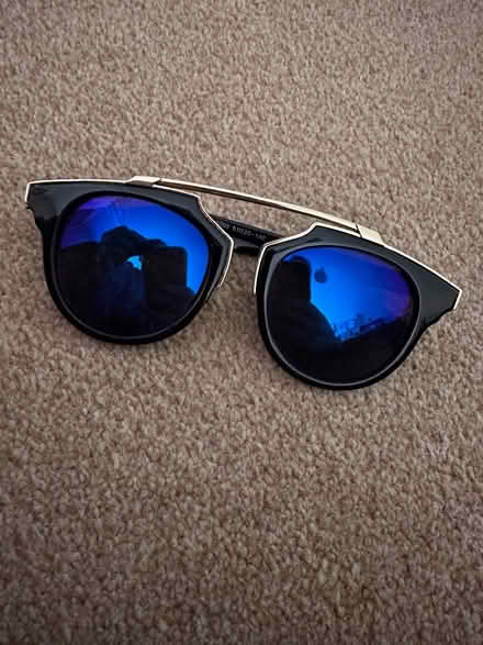 Photo of free Sunglasses (RG30, Reading West) #1