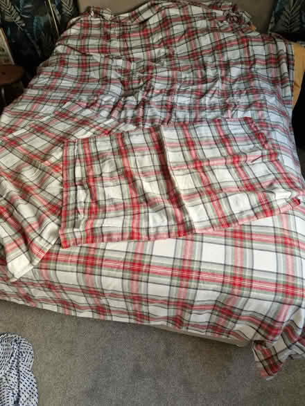 Photo of free Red and white quilt cover (bn3 1bb) #1