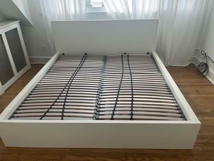 Photo of free Platform king size bed (Ridley Park) #1