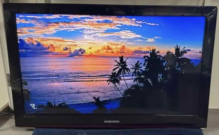 Photo of free Samsung 32 inch (Sawbridgeworth) #1